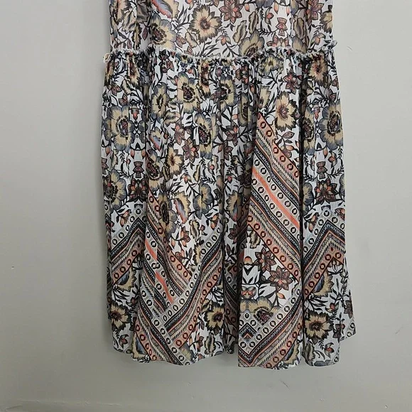 Guess Cream and Brown Tiered Patchwork Poisies Floral Boho Maxi Dress XS - Picture 8 of 10